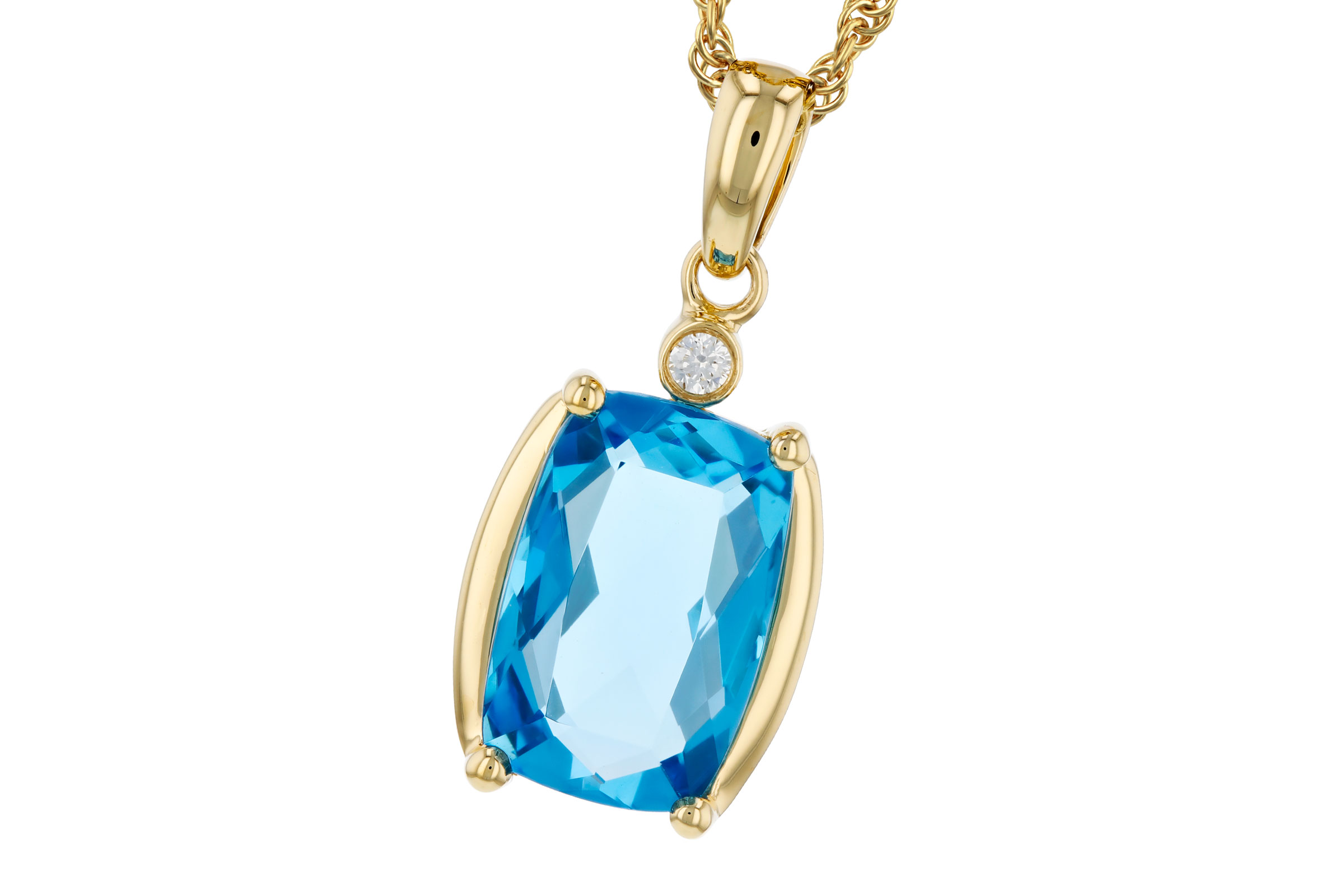 E330-11375: NECKLACE 2.88 BLUE TOPAZ 2.90 TGW (11x7MM BT)