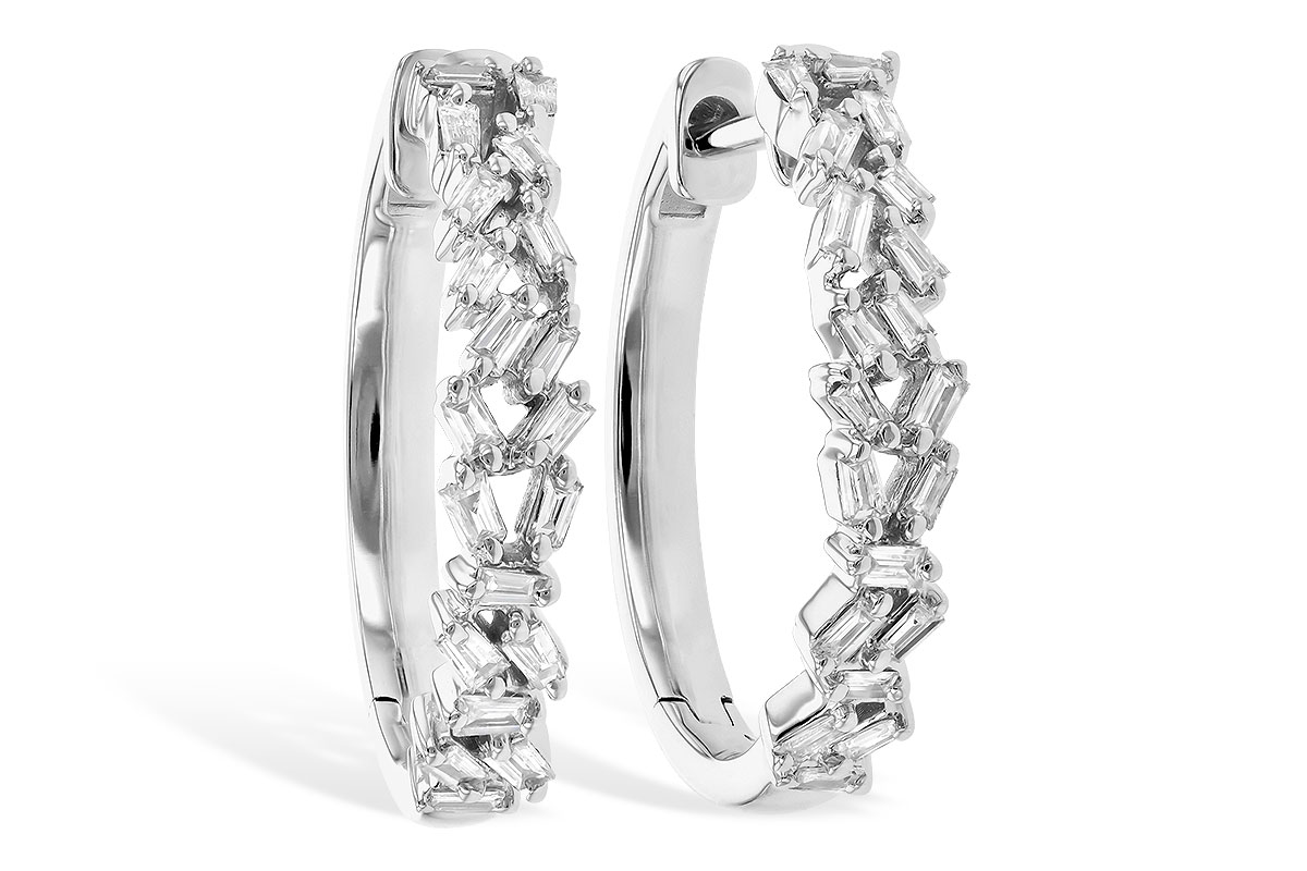 F327-39611: EARR .26 TW BAGUETTES