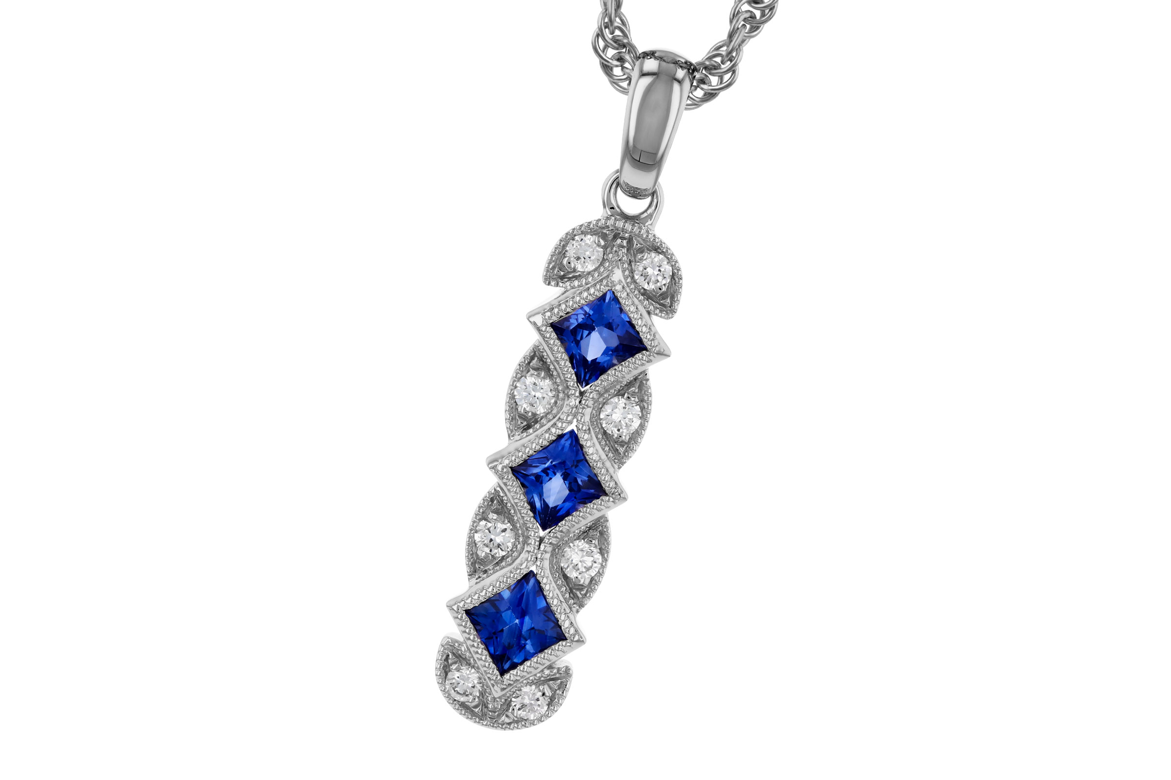 G330-11365: NECKLACE .55 TW SAPPHIRE .64 TGW