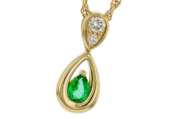 L329-22320: NECKLACE .10 EMERALD .16 TGW (4x3 EMER)